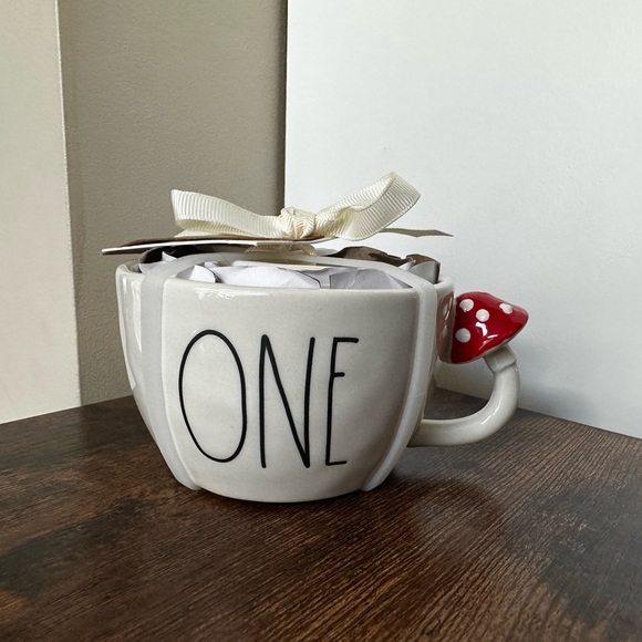 🇺🇸 Rae Dunn 🍄 Measuring Cup set - Picture 2 of 4